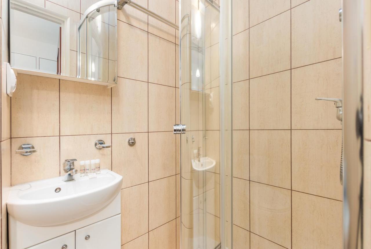 Warsaw Studio Apartment Chmielna By Noclegi Renters Exterior foto